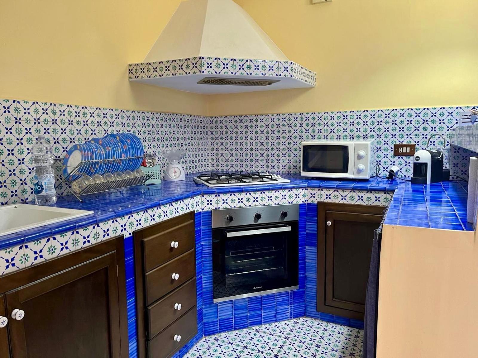 Benvenuti A Casa Sicilian Apartment Palermo Termini Imerese Bagian luar foto